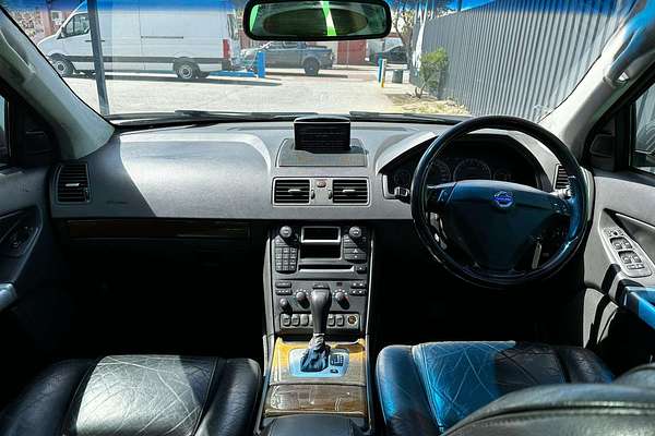 2004 Volvo XC90 T6