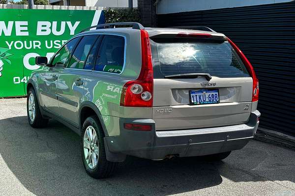 2004 Volvo XC90 T6
