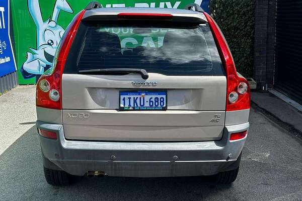 2004 Volvo XC90 T6