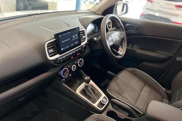 2025 Hyundai Venue Active QX.V5