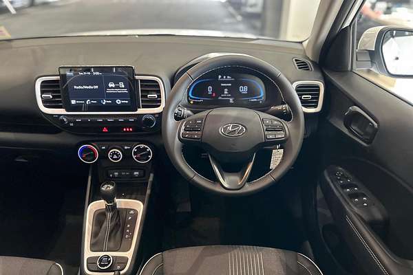 2025 Hyundai Venue Active QX.V5