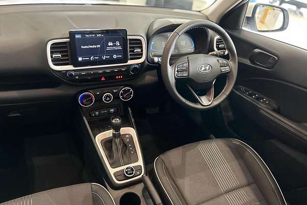 2025 Hyundai Venue Active QX.V5