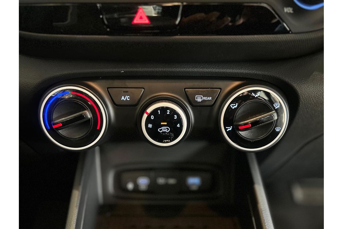 2025 Hyundai Venue Active QX.V5