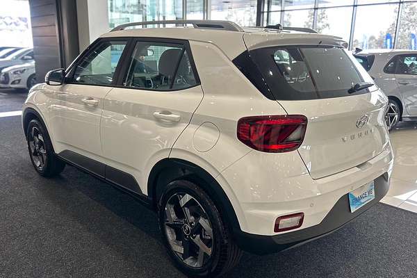 2025 Hyundai Venue Active QX.V5