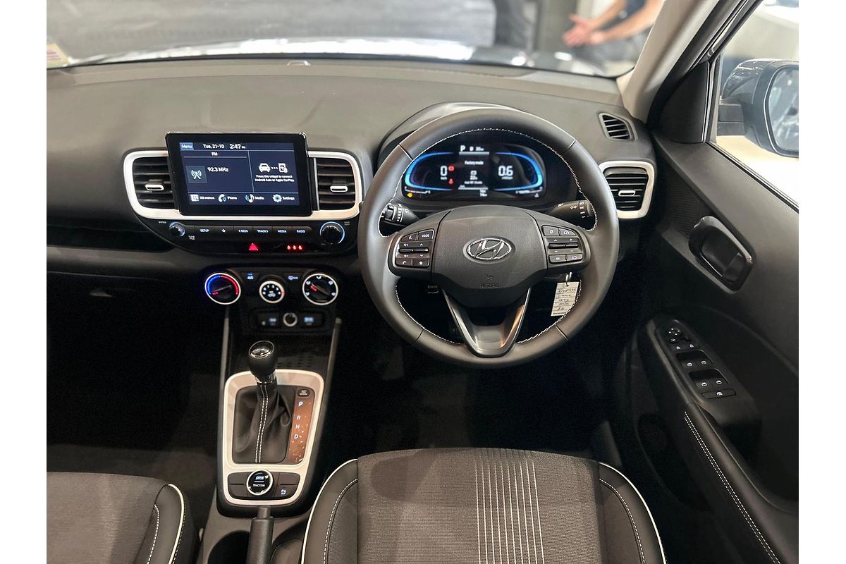 2025 Hyundai Venue Active QX.V5