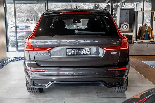 2022 Volvo XC60 Recharge Ultimate T8 Plug-In Hybrid
