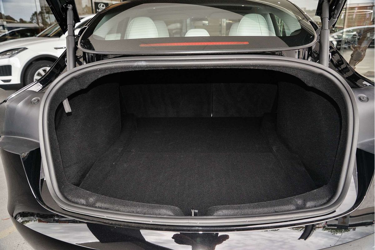 2024 Tesla Model 3 Long Range