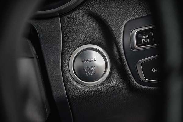 2016 Mercedes-Benz C-Class C200 W205