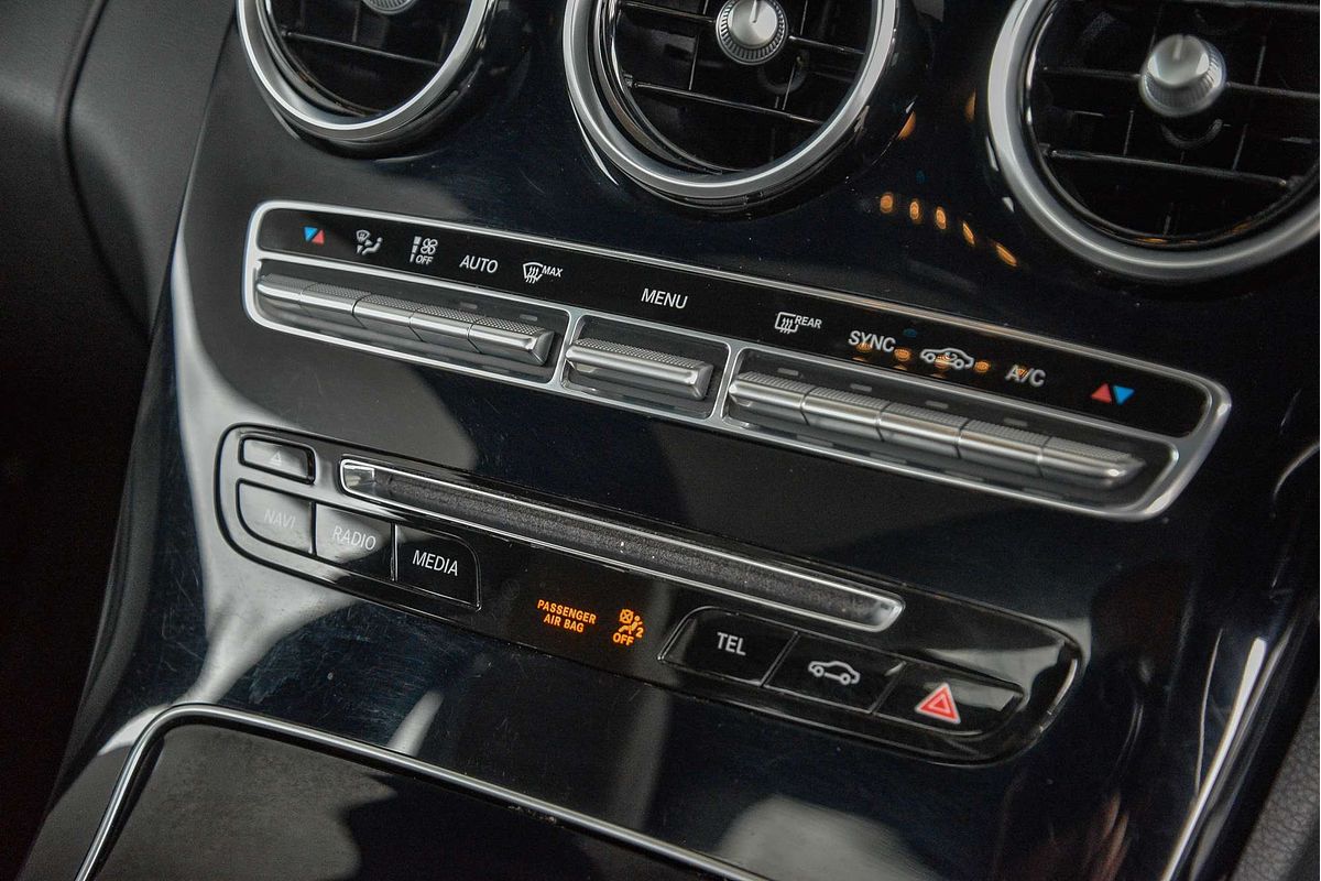 2016 Mercedes-Benz C-Class C200 W205