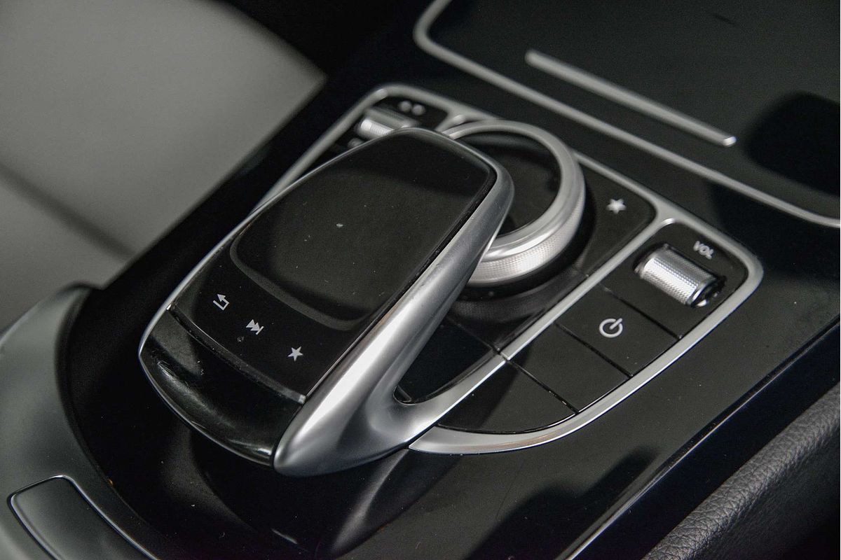 2016 Mercedes-Benz C-Class C200 W205