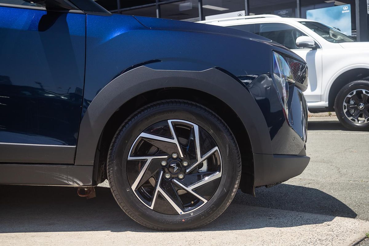 2025 Mahindra XUV3XO AX7L