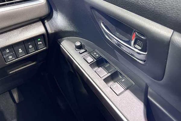 2023 Suzuki S-Cross Plus JYB