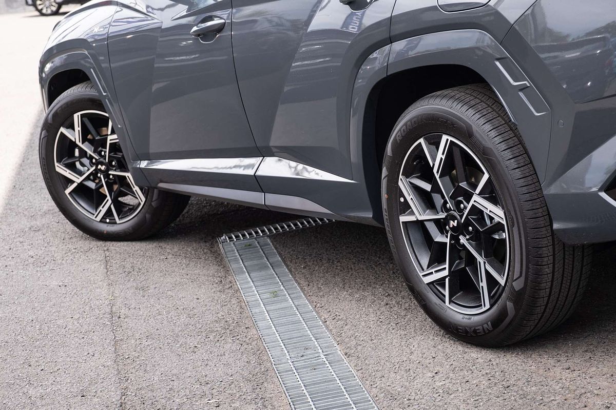 2025 Hyundai Tucson Premium N Line NX4.V4