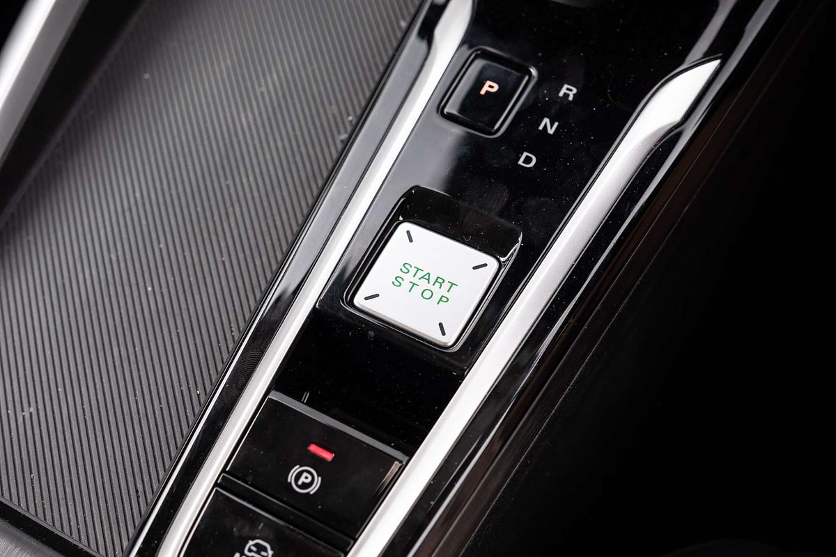 2025 MG ZS Essence Turbo ZS32