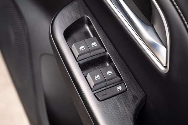 2025 MG ZS Essence Turbo ZS32