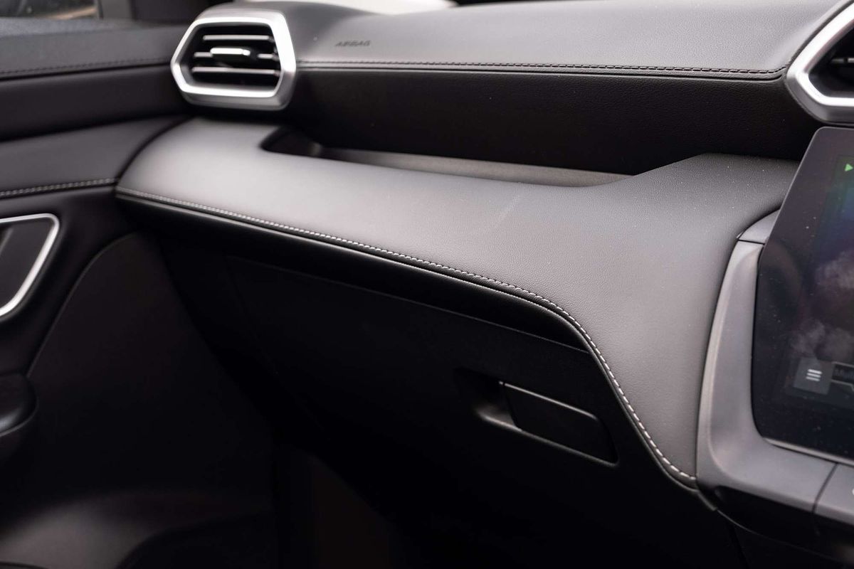 2025 MG ZS Essence Turbo ZS32