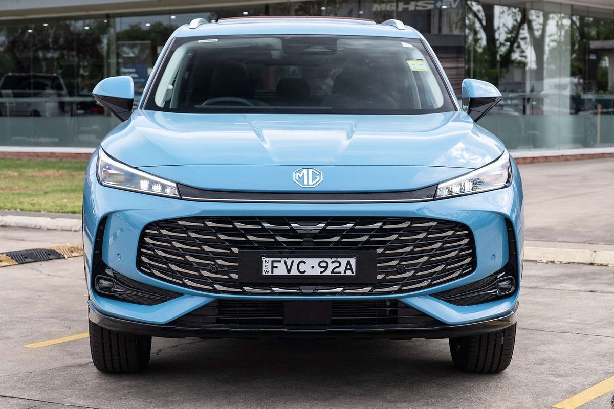2025 MG HS Essence AS33