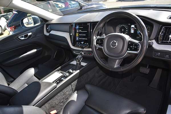 2021 Volvo XC60 D4 Inscription