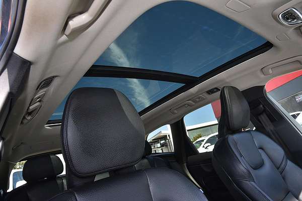 2021 Volvo XC60 D4 Inscription