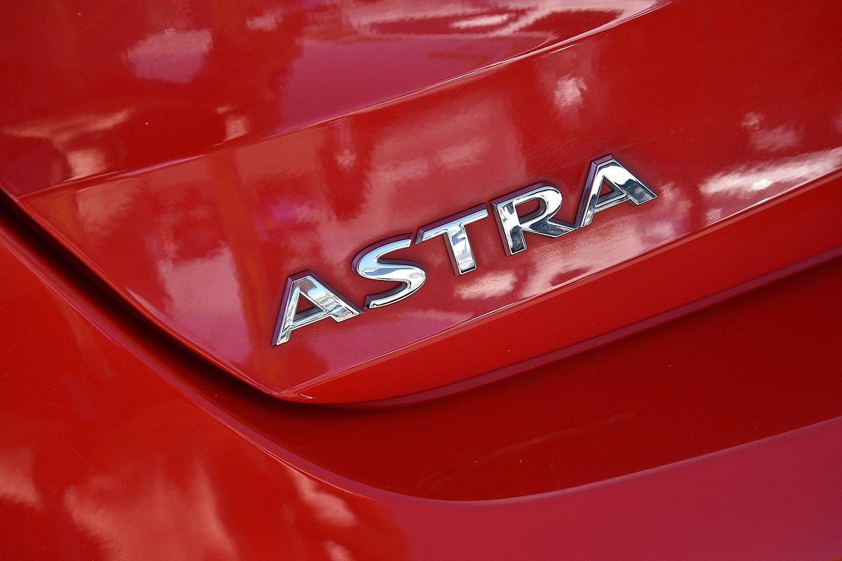2017 Holden Astra R BK