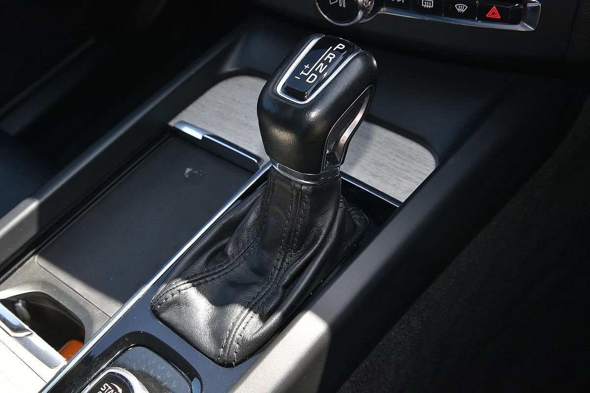 2021 Volvo XC60 D4 Inscription