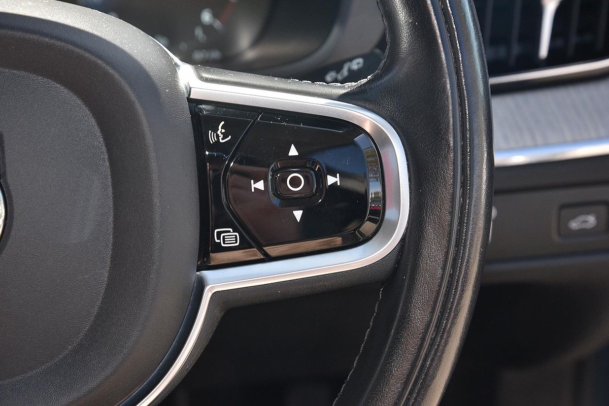 2021 Volvo XC60 D4 Inscription