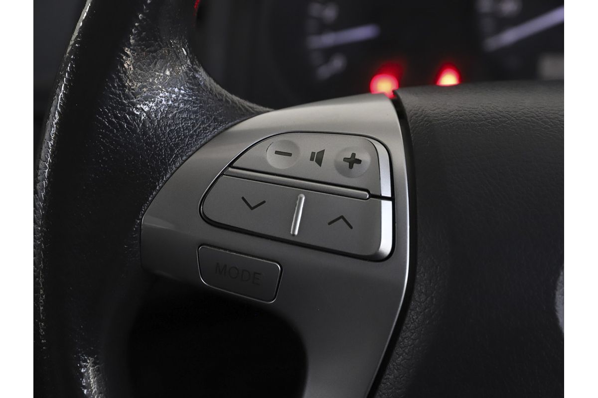 2013 Toyota Hilux SR GGN15R Rear Wheel Drive