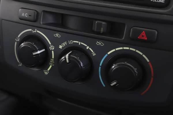 2013 Toyota Hilux SR GGN15R Rear Wheel Drive