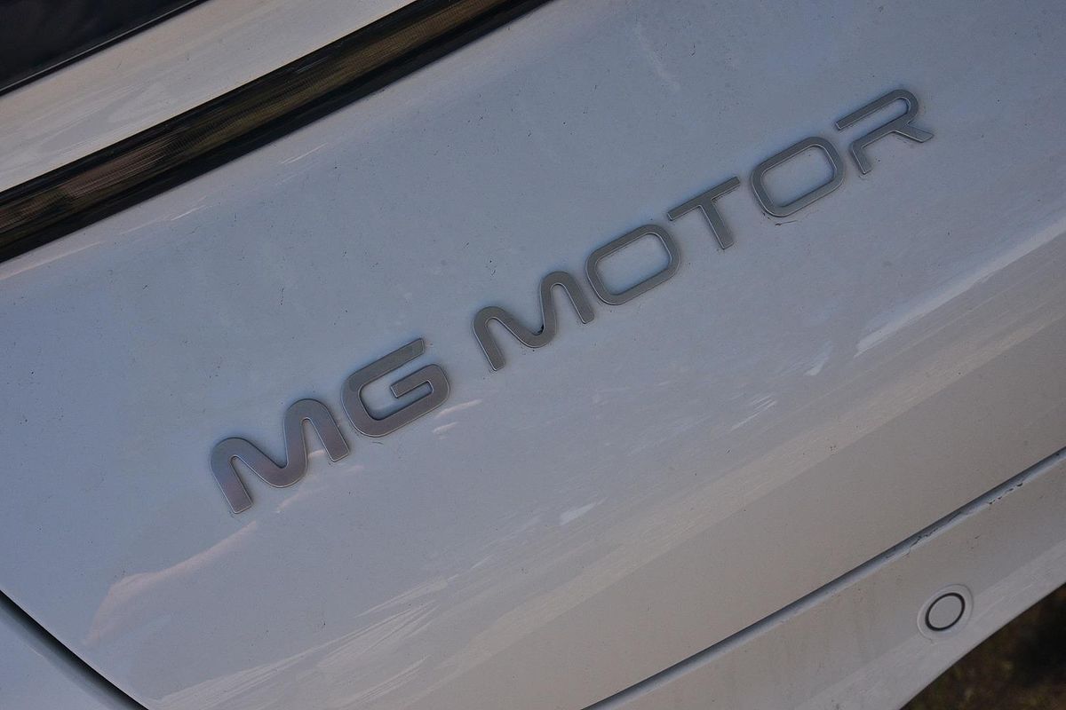 2025 MG IM5 Performance P12L