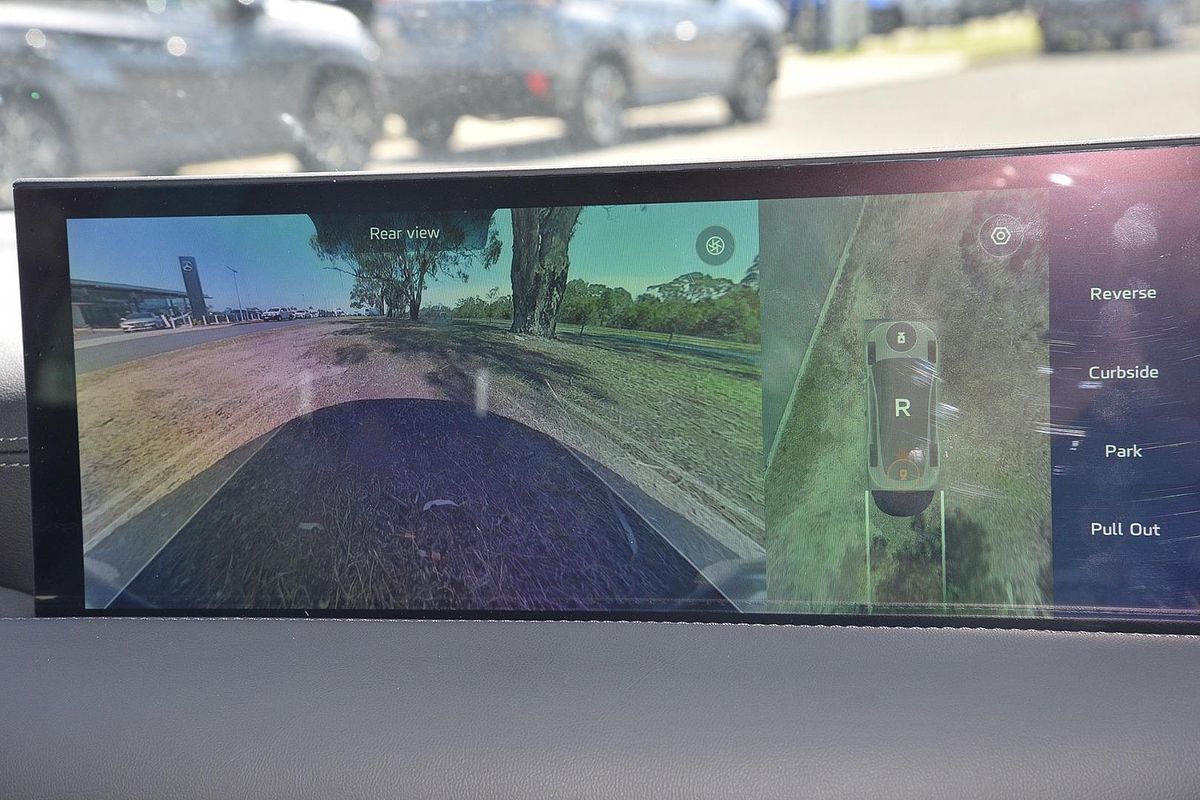 2025 MG IM5 Performance P12L