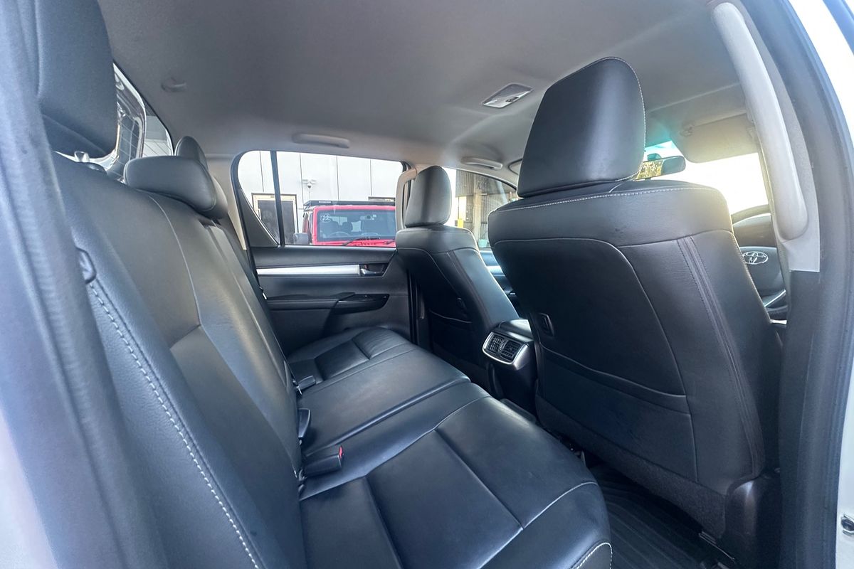 2018 Toyota Hilux SR5 GUN126R
