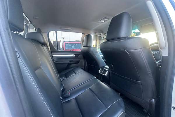2018 Toyota Hilux SR5 GUN126R