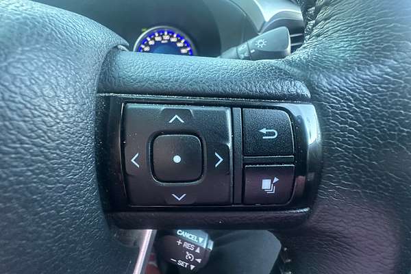 2018 Toyota Hilux SR5 GUN126R