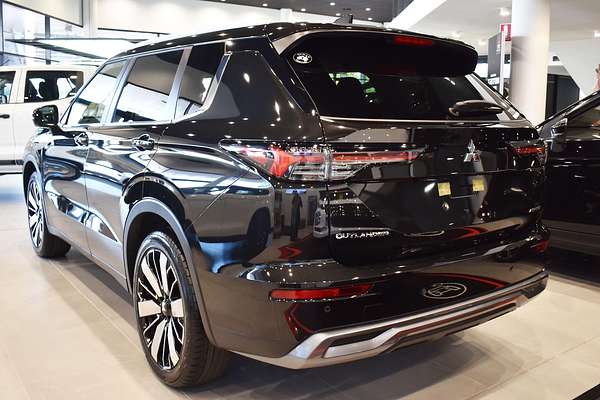 2025 Mitsubishi Outlander Aspire ZM