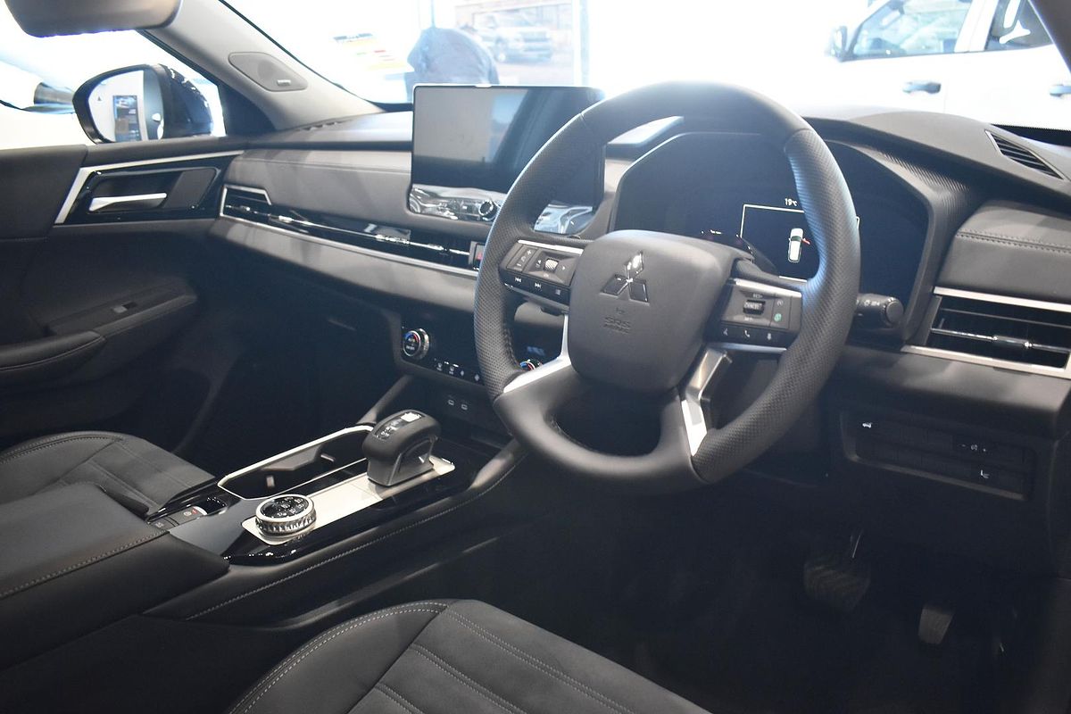 2025 Mitsubishi Outlander Aspire ZM