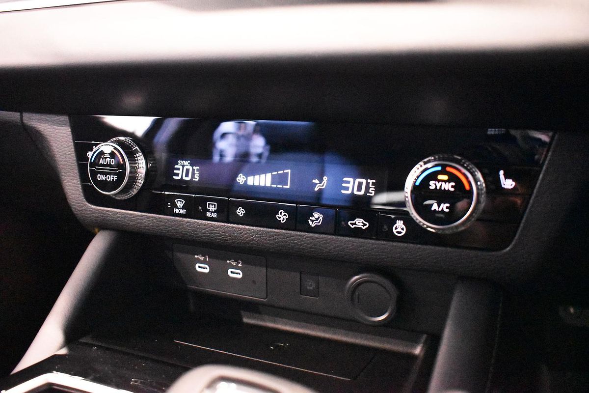 2025 Mitsubishi Outlander Aspire ZM