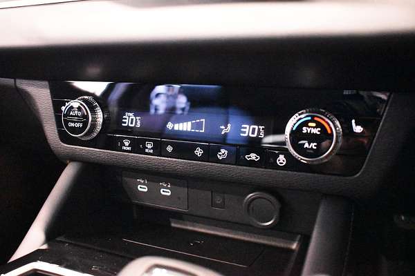 2025 Mitsubishi Outlander Aspire ZM