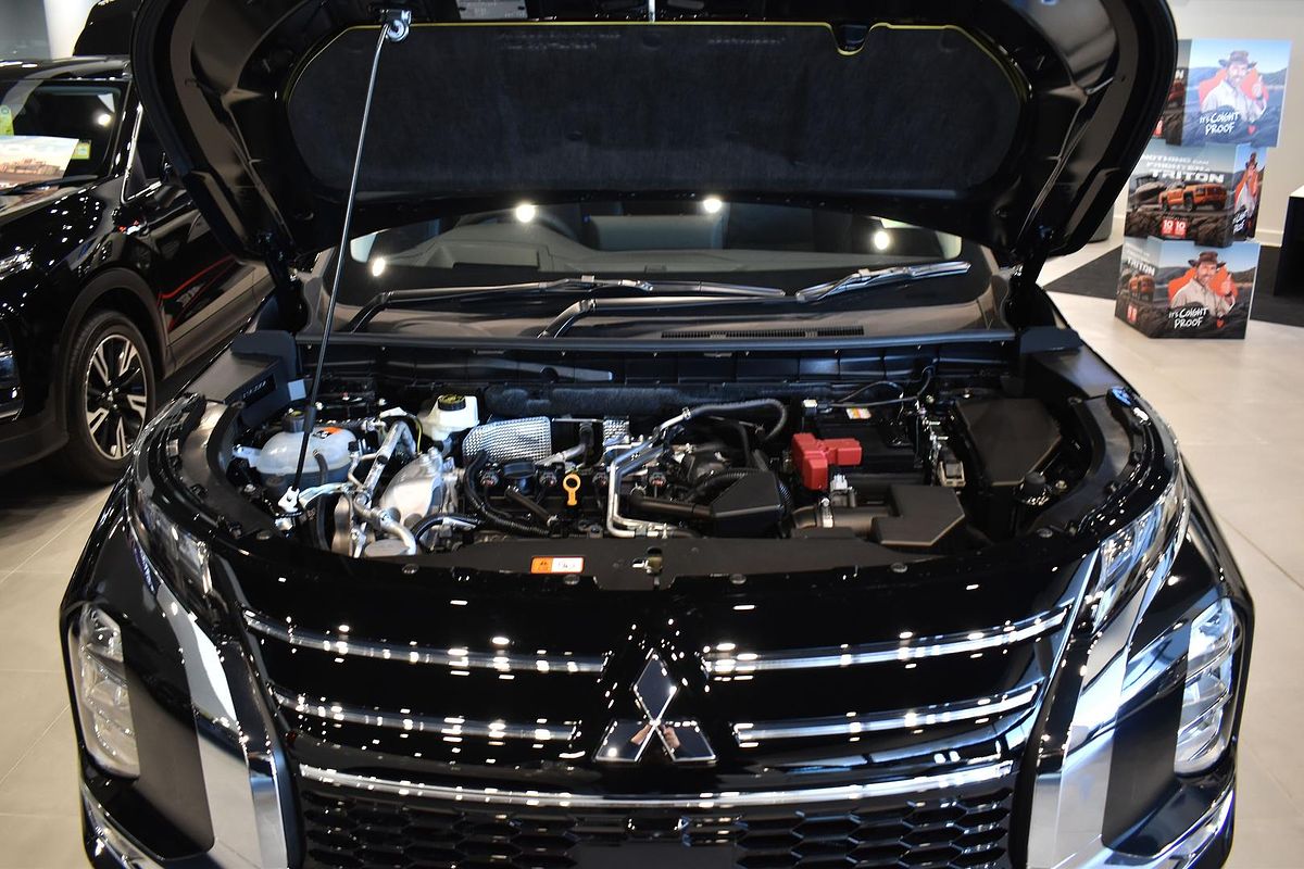 2025 Mitsubishi Outlander Aspire ZM