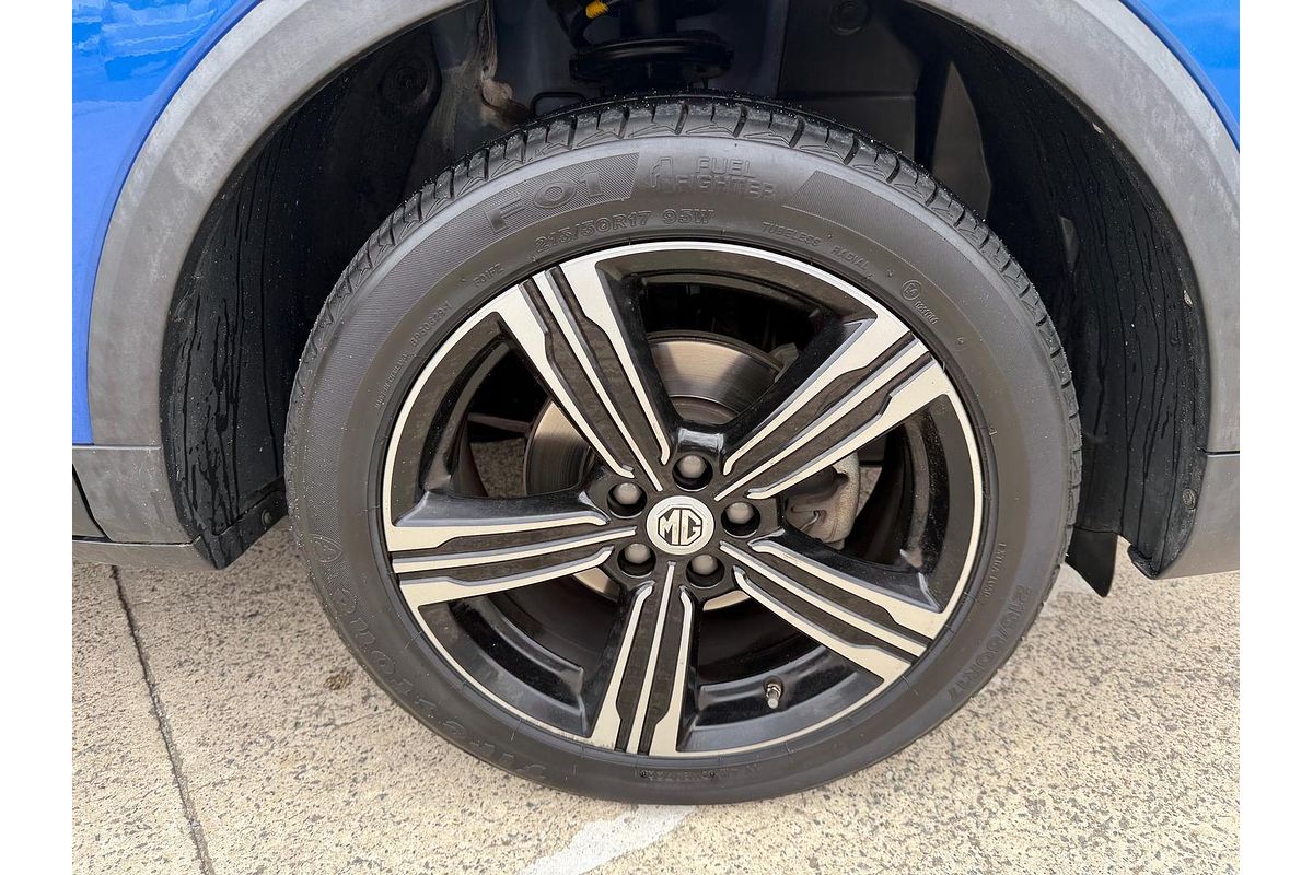 2018 MG ZS Essence AZS1