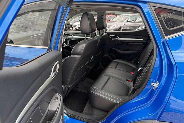 2018 MG ZS Essence AZS1