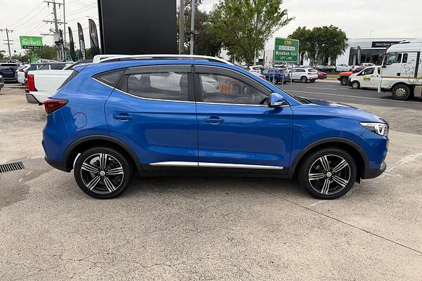 2018 MG ZS Essence AZS1