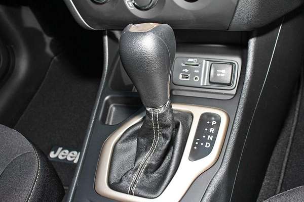 2015 Jeep Cherokee Sport KL