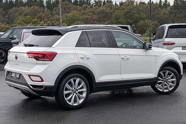 2025 Volkswagen T-Roc 110TSI Style D11
