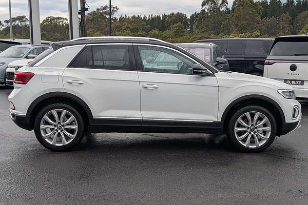 2025 Volkswagen T-Roc 110TSI Style D11