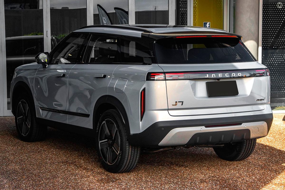 2025 Jaecoo J7 SHS Summit