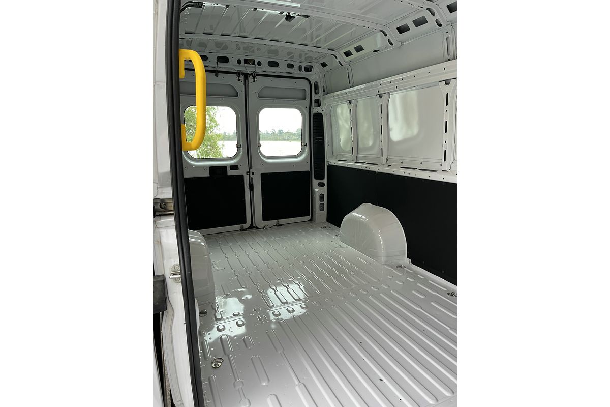 2025 Fiat Ducato Series 9 ELWB