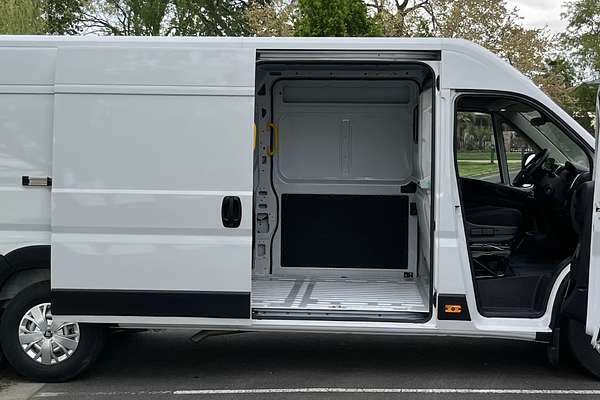 2025 Fiat Ducato Series 9 ELWB