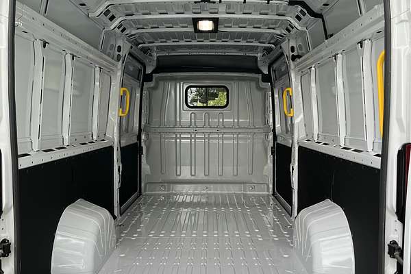 2025 Fiat Ducato Series 9 ELWB