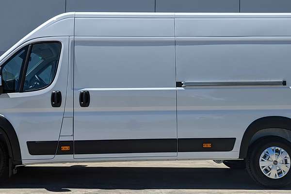 2025 Fiat Ducato Series 9 ELWB