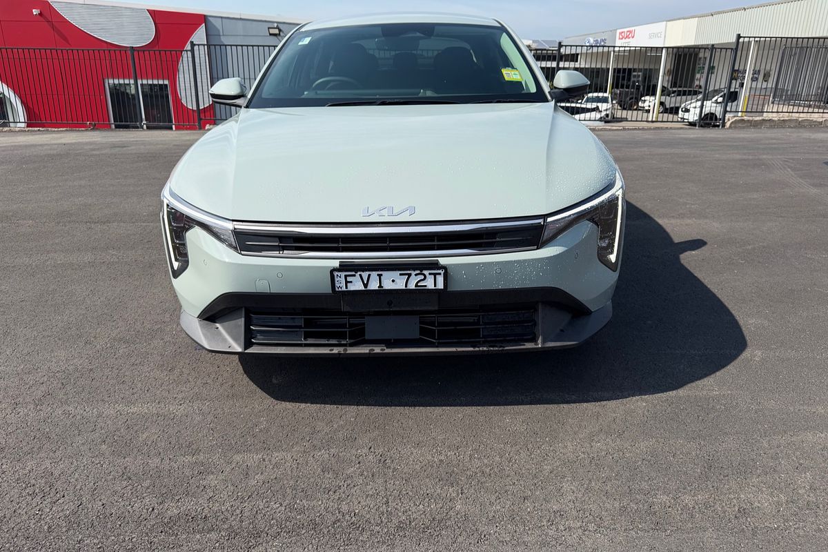 2025 Kia K4 Sport+ CL4m